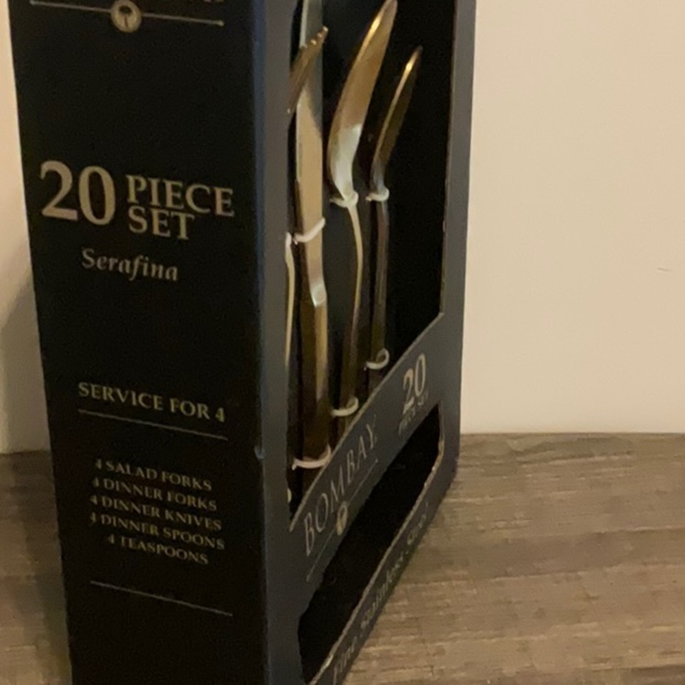 BOMBAY MIRABELLA GOLD WHITE FINE STAINLESS 20pc. FLATWARE. NEW IN BOX - Picture 3 of 5